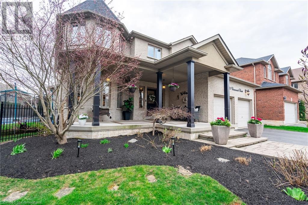 40 Commando Court, Waterdown, Ontario  L8B 0J6 - Photo 2 - 40722369