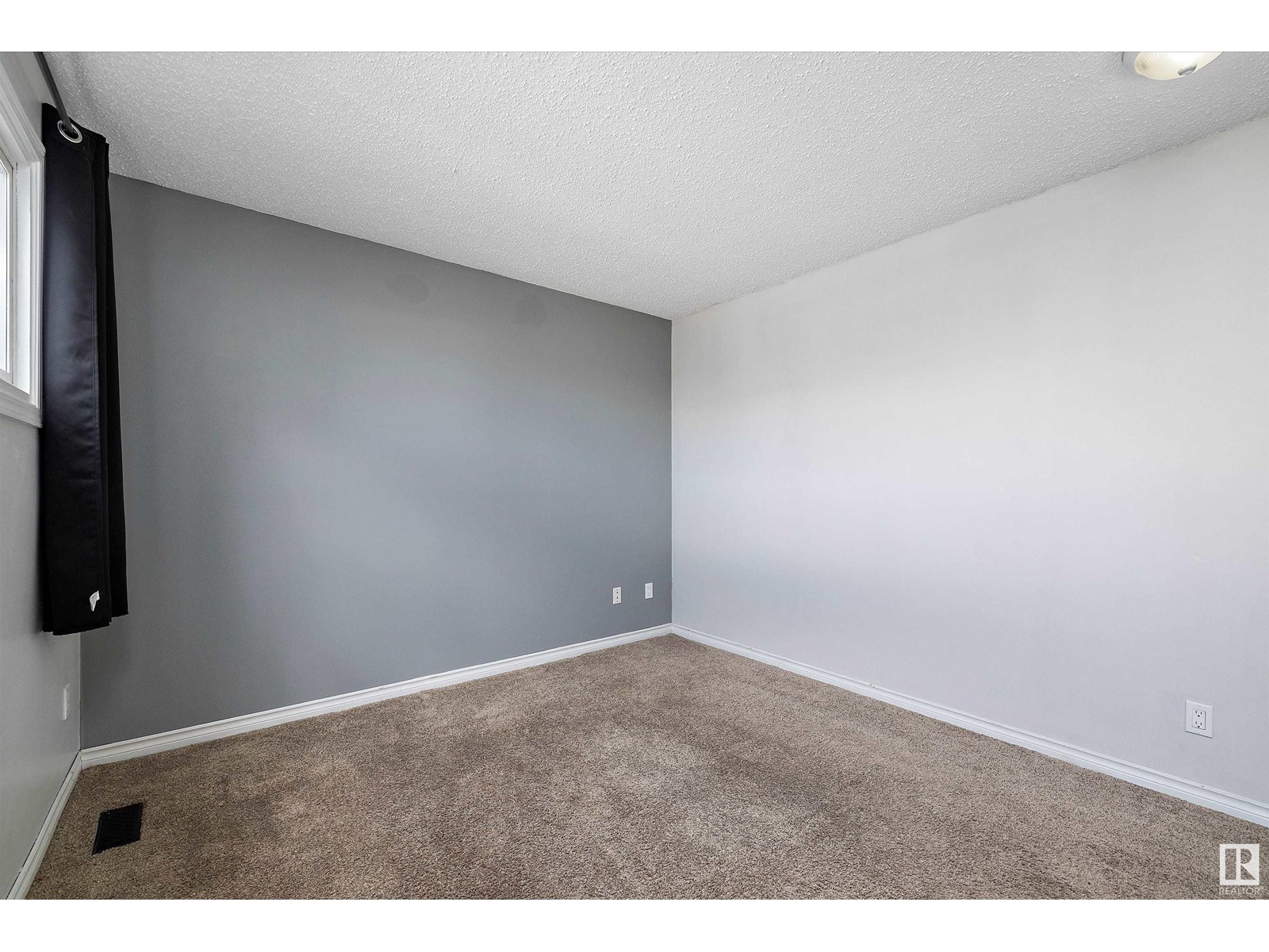 8011 27 Av Nw, Edmonton, Alberta  T6K 3C9 - Photo 16 - E4433966