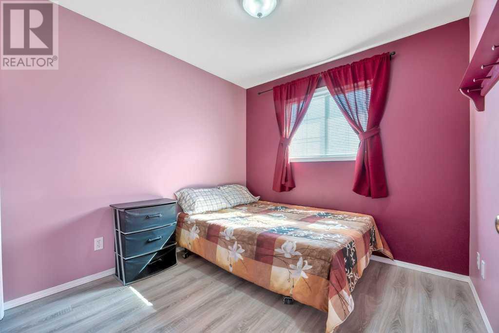 112 Strathford Glen, Strathmore, Alberta  T1P 1N8 - Photo 27 - A2216905