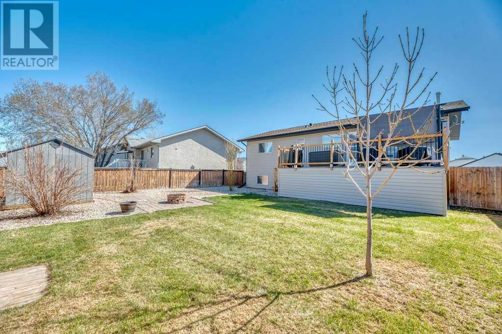 112 Strathford Glen, Strathmore, Alberta  T1P 1N8 - Photo 6 - A2216905