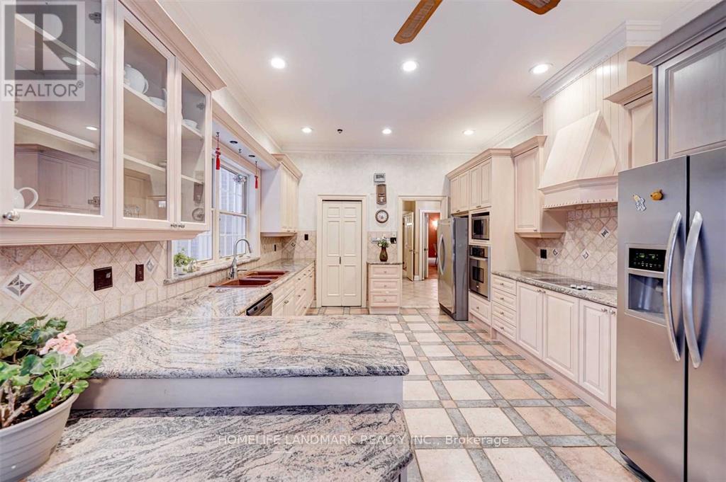 27 Junewood Crescent, Toronto, Ontario  M2L 2C3 - Photo 19 - C12119161
