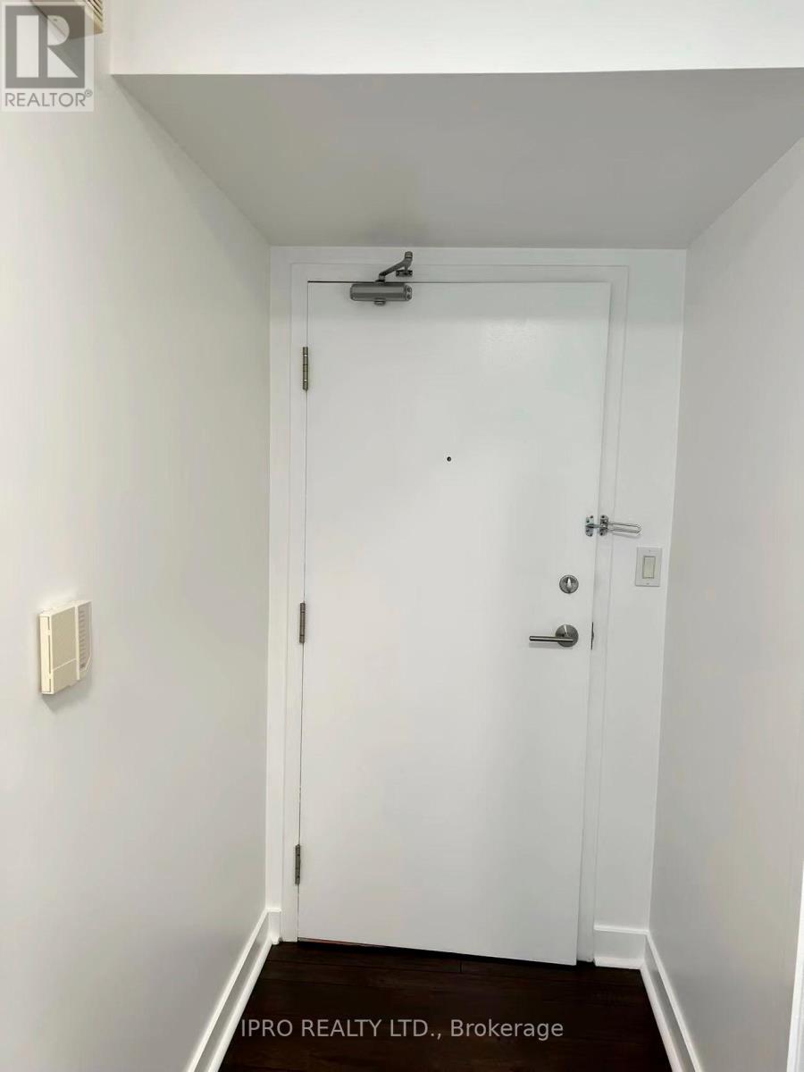 706 - 25 Telegram Mews, Toronto, Ontario  M5V 3Z1 - Photo 16 - C12119232