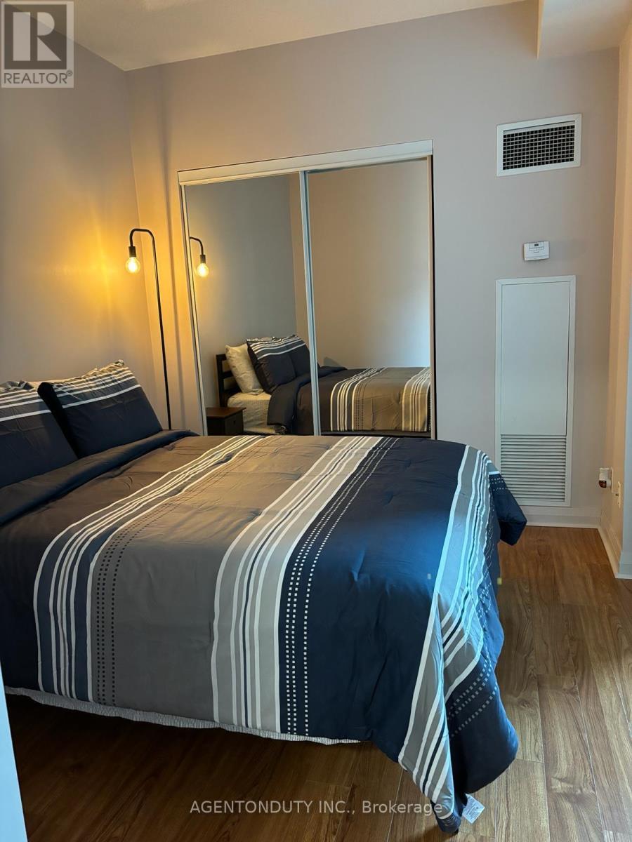 801 - 1121 Bay Street, Toronto, Ontario  M5S 3L9 - Photo 18 - C12119241