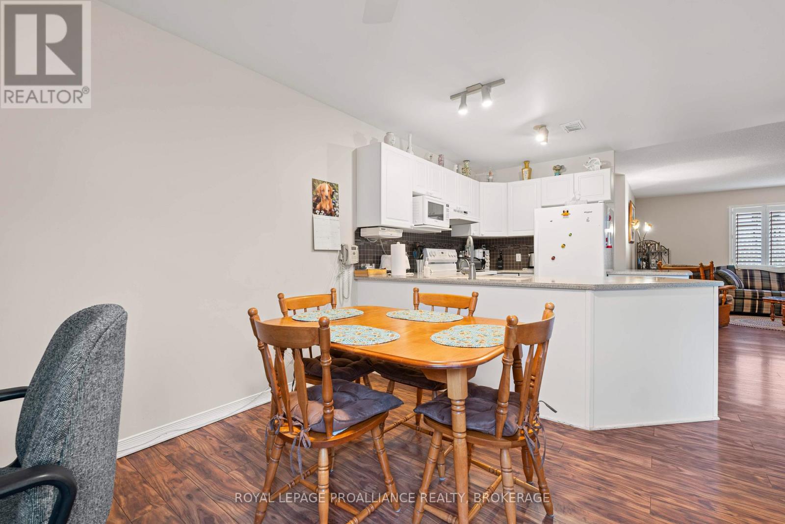 408 Dolshire Street, Kingston, Ontario  K7M 9B4 - Photo 10 - X12119327