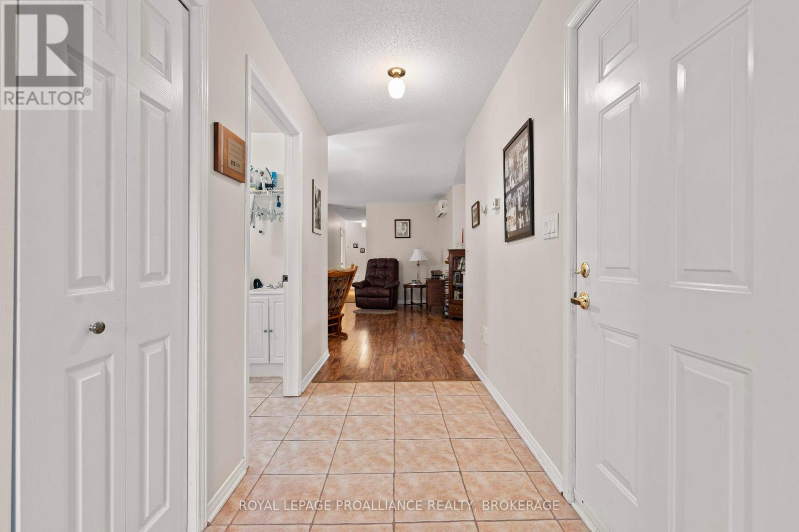 Property at 408 DOLSHIRE STREET image 5