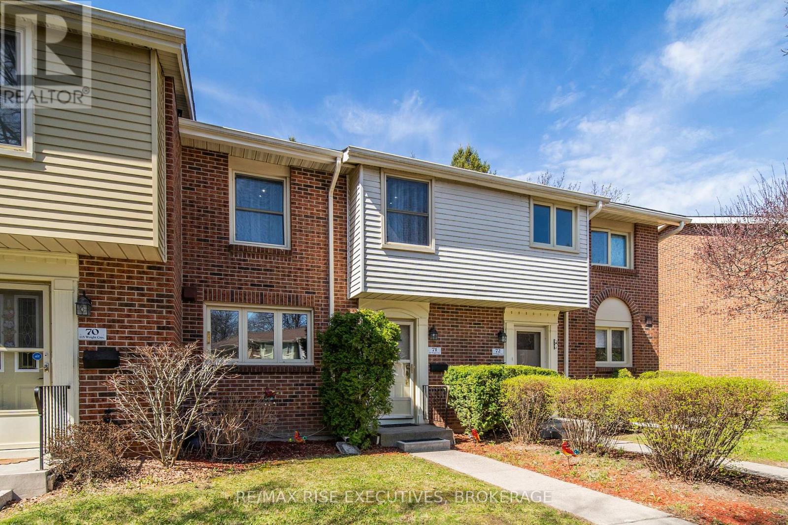 71 - 115 Wright Crescent, Kingston, Ontario  K7L 4T8 - Photo 2 - X12119347