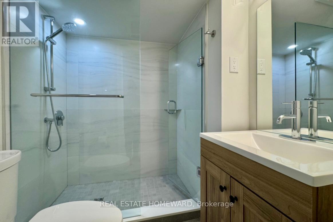 Entire Home - 71 Knox Avenue, Toronto, Ontario  M4L 2N8 - Photo 33 - E12119236