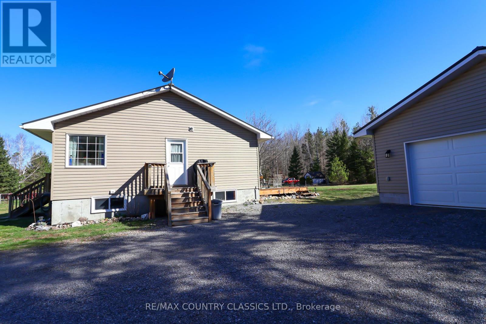 42 Alexander Court, Faraday, Ontario  K0L 1C0 - Photo 4 - X12119284