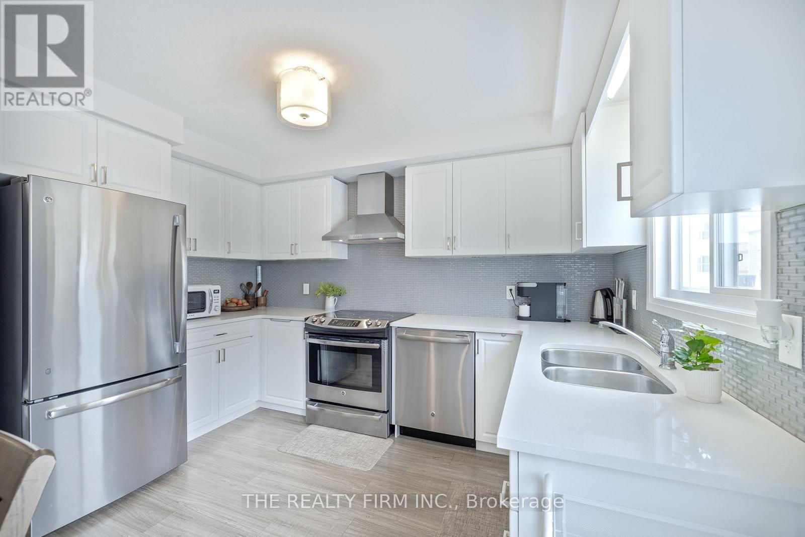 53 - 3200 Singleton Avenue, London South (South W), Ontario  N6L 0C7 - Photo 12 - X12119282