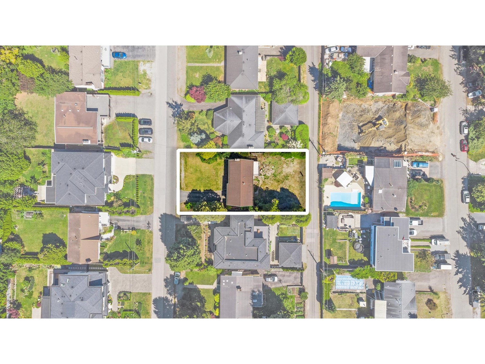 Property at 13850 BLACKBURN AVENUE image 3