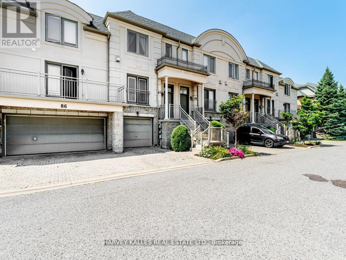 Property at TH 87 - 9133 BAYVIEW AVENUE image 2