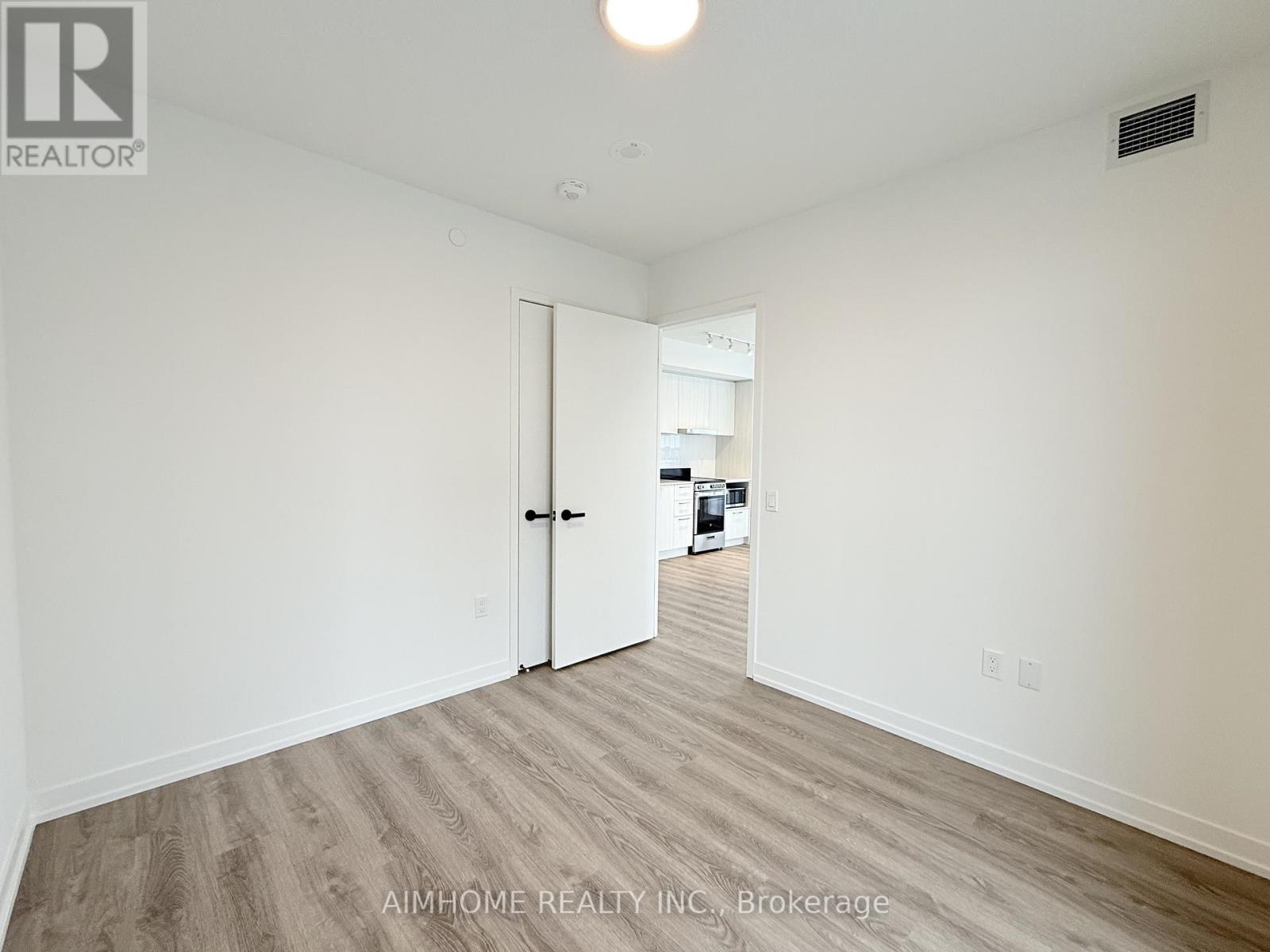 3815 - 195 Commerce Street, Vaughan (Vaughan Corporate Centre), Ontario  L4K 0P9 - Photo 7 - N12119195