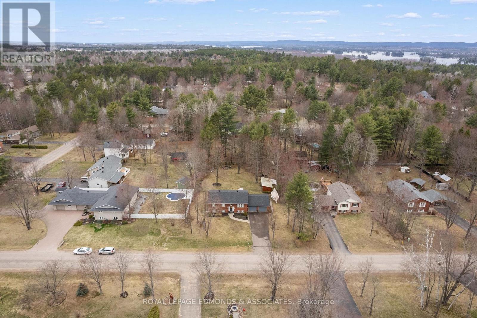 Property at 3 VIKING ROAD image 3