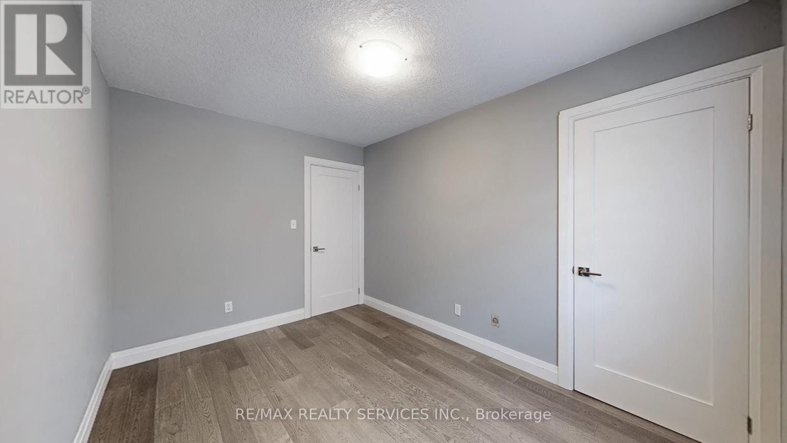 35 Innisbrook Drive, Wasaga Beach, Ontario  L9Z 1G2 - Photo 21 - S12119059