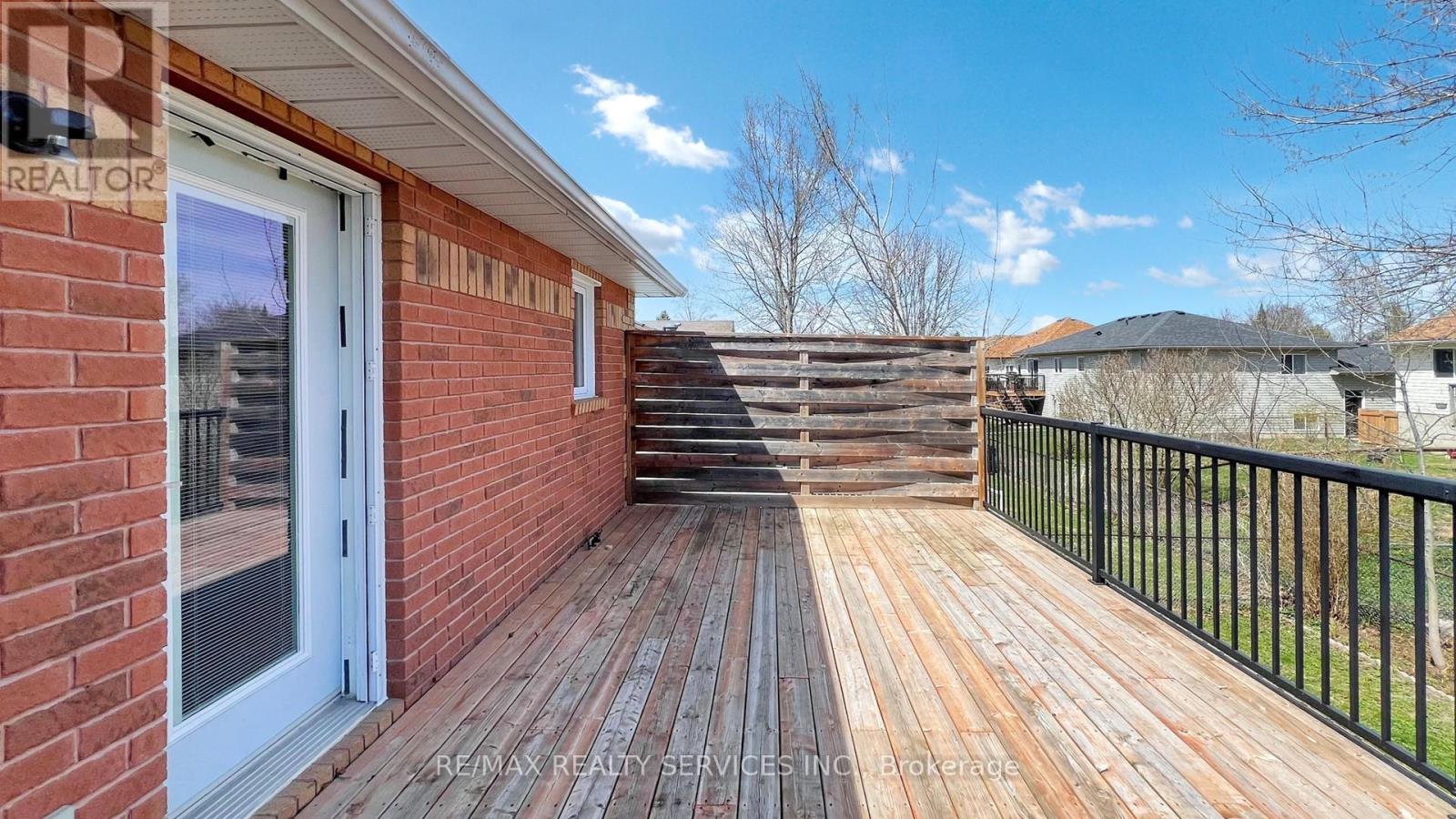 35 Innisbrook Drive, Wasaga Beach, Ontario  L9Z 1G2 - Photo 48 - S12119059