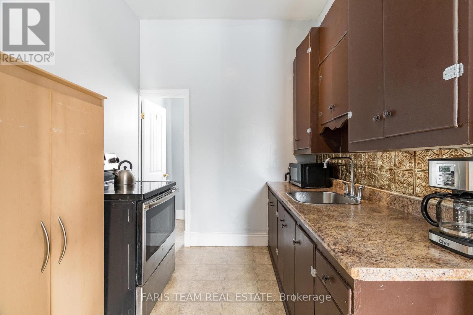 Property at 56 BARRIE ROAD image 5