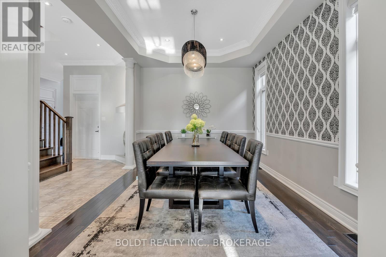 47 Lorupe Court, Hamilton (Ancaster), Ontario  L9G 0C8 - Photo 16 - X12119362