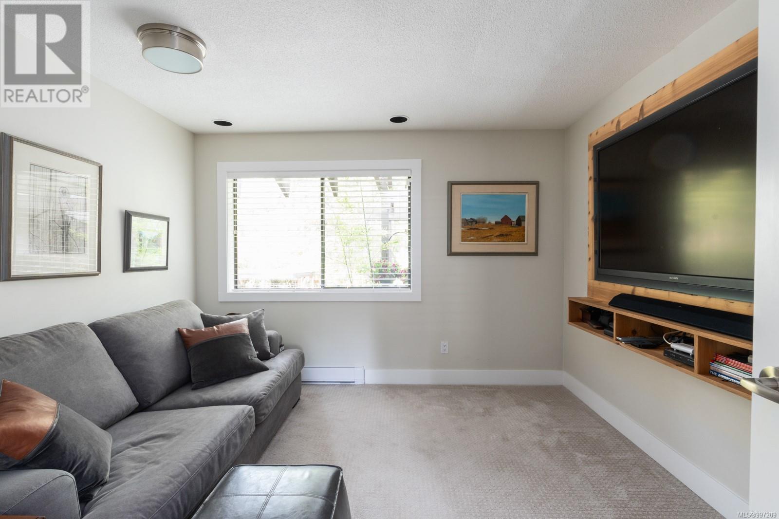 4461 Sunnywood Pl W, Saanich, British Columbia  V8X 4N5 - Photo 25 - 997289