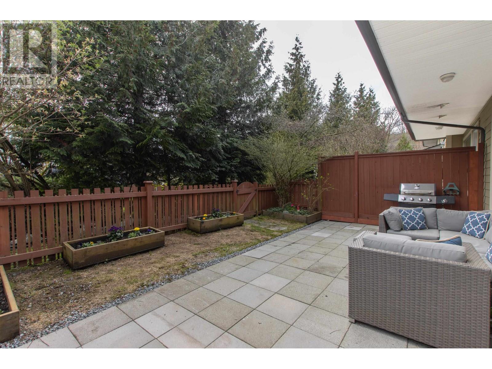 Property at 41 40632 GOVERNMENT ROAD image 4
