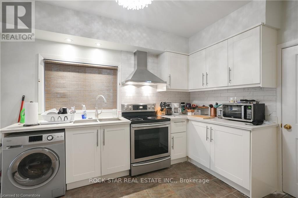 115 Balsam Avenue S, Hamilton, Ontario  L8M 3B1 - Photo 4 - X12117365