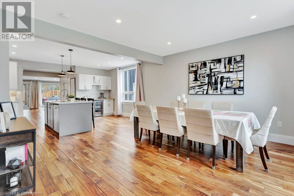 Property at 102 POPLAR Avenue image 5