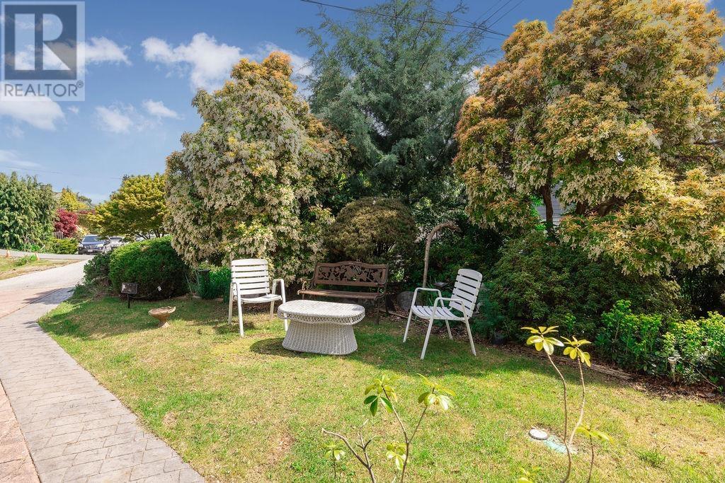Property at 483 SARGENT ROAD image 5