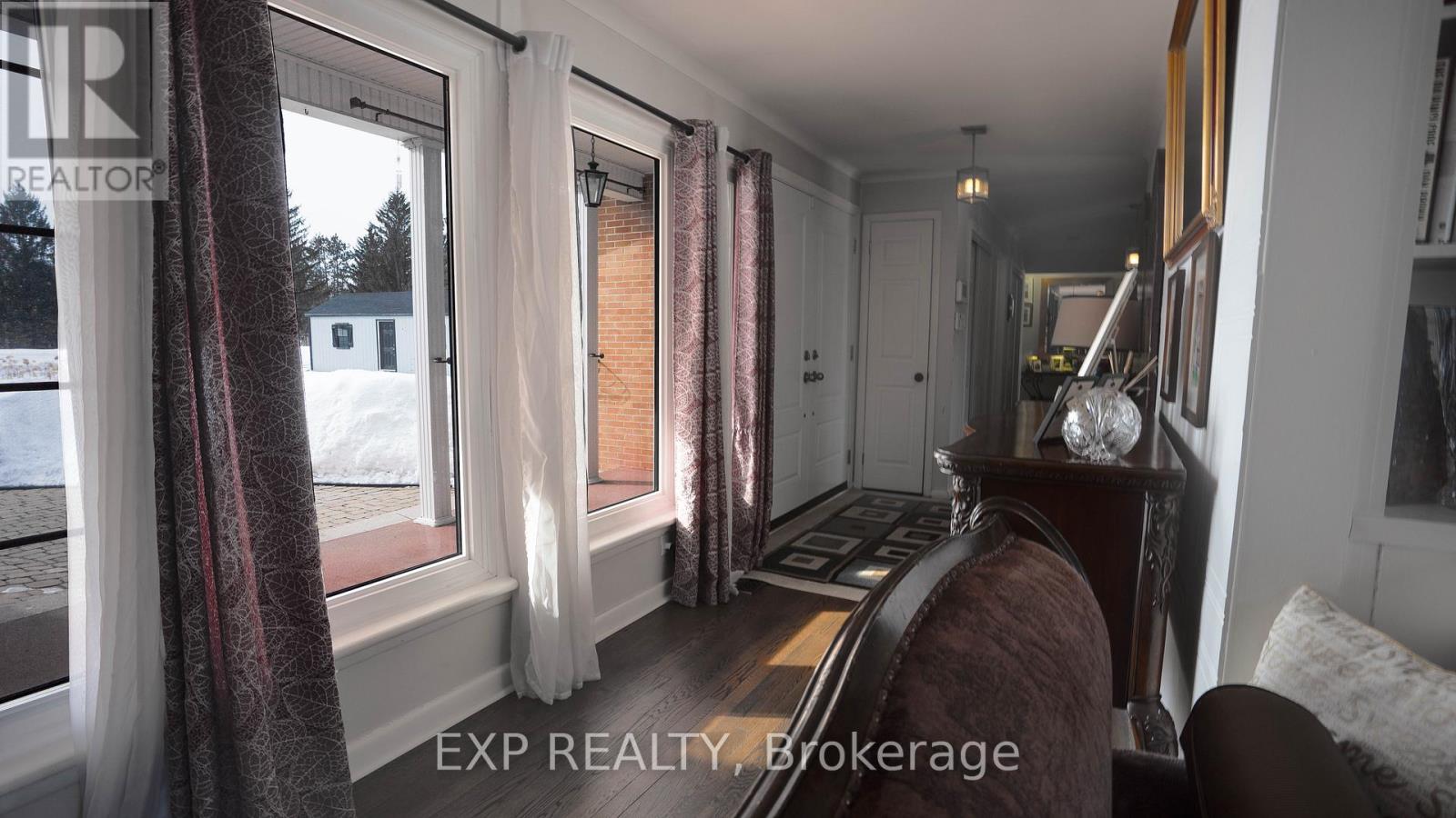 Property at 4003 RIDEAU VALLEY DRIVE N image 2