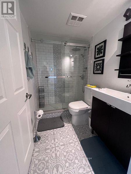407 - 50 Kingsbridge Garden Circle, Mississauga, Ontario  L5R 1Y2 - Photo 13 - W12119055