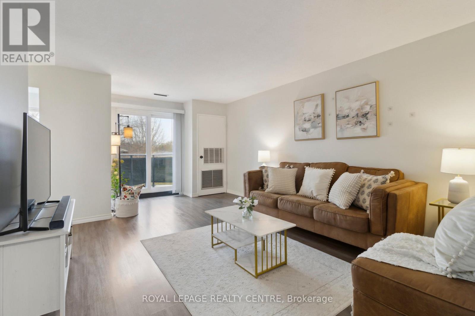 Property at 214 - 2001 BONNYMEDE DRIVE image 2