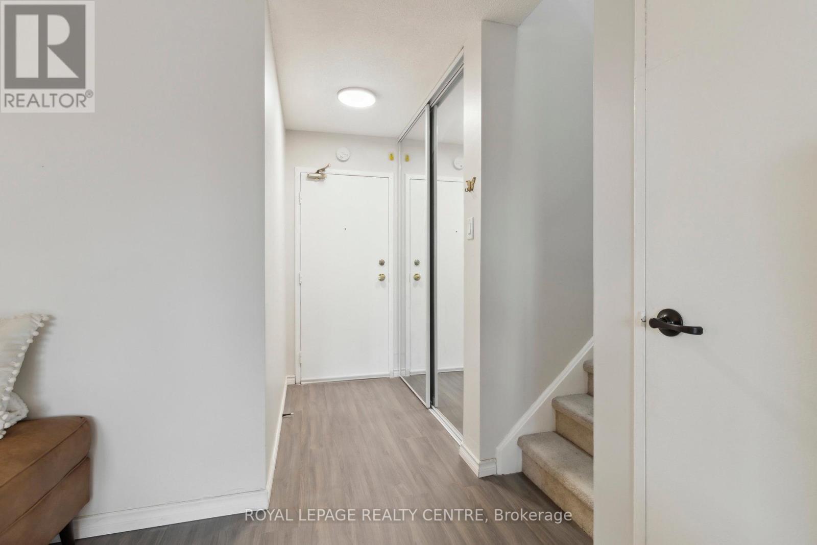 214 - 2001 Bonnymede Drive, Mississauga, Ontario  L5J 4H8 - Photo 20 - W12119104