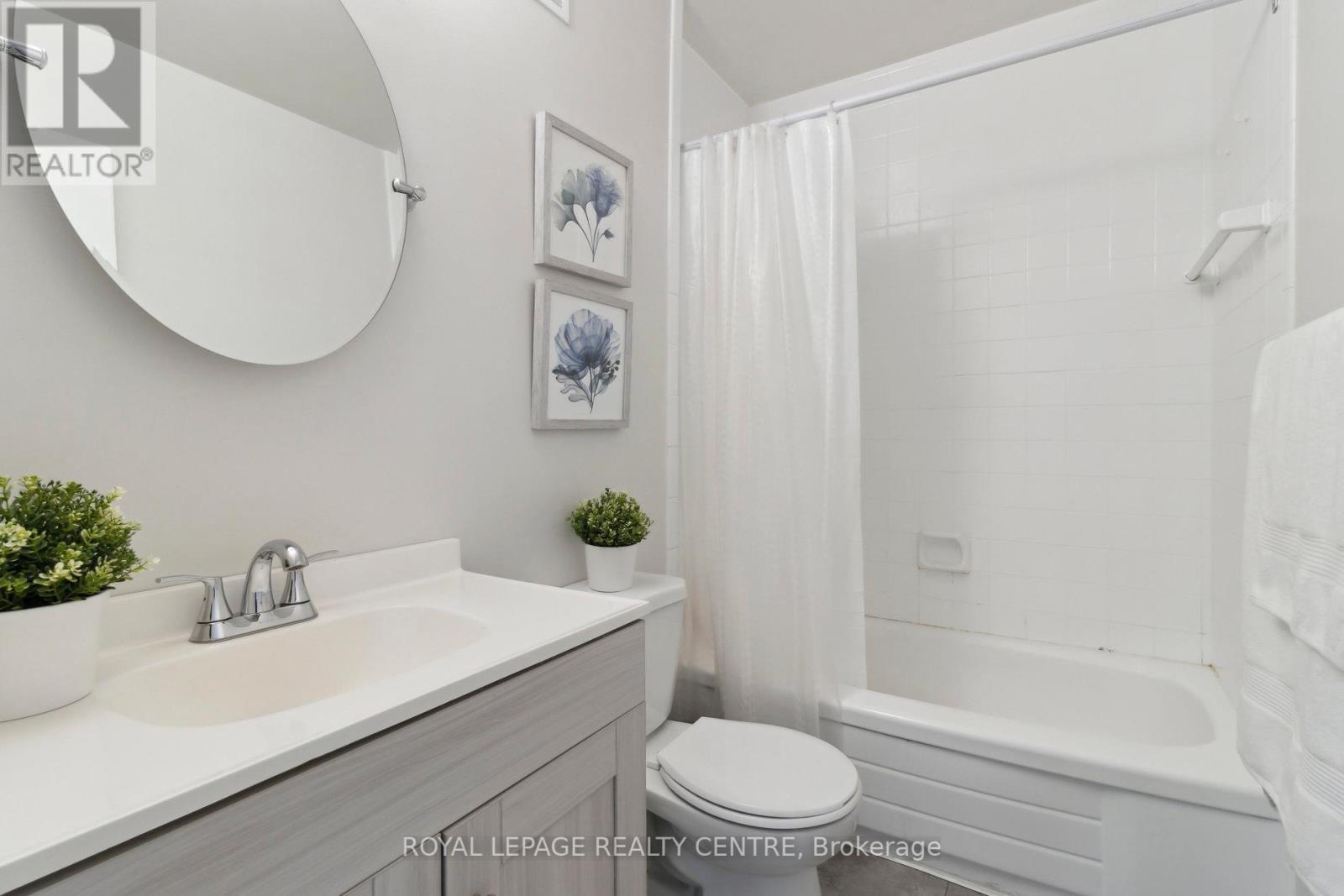 214 - 2001 Bonnymede Drive, Mississauga, Ontario  L5J 4H8 - Photo 27 - W12119104