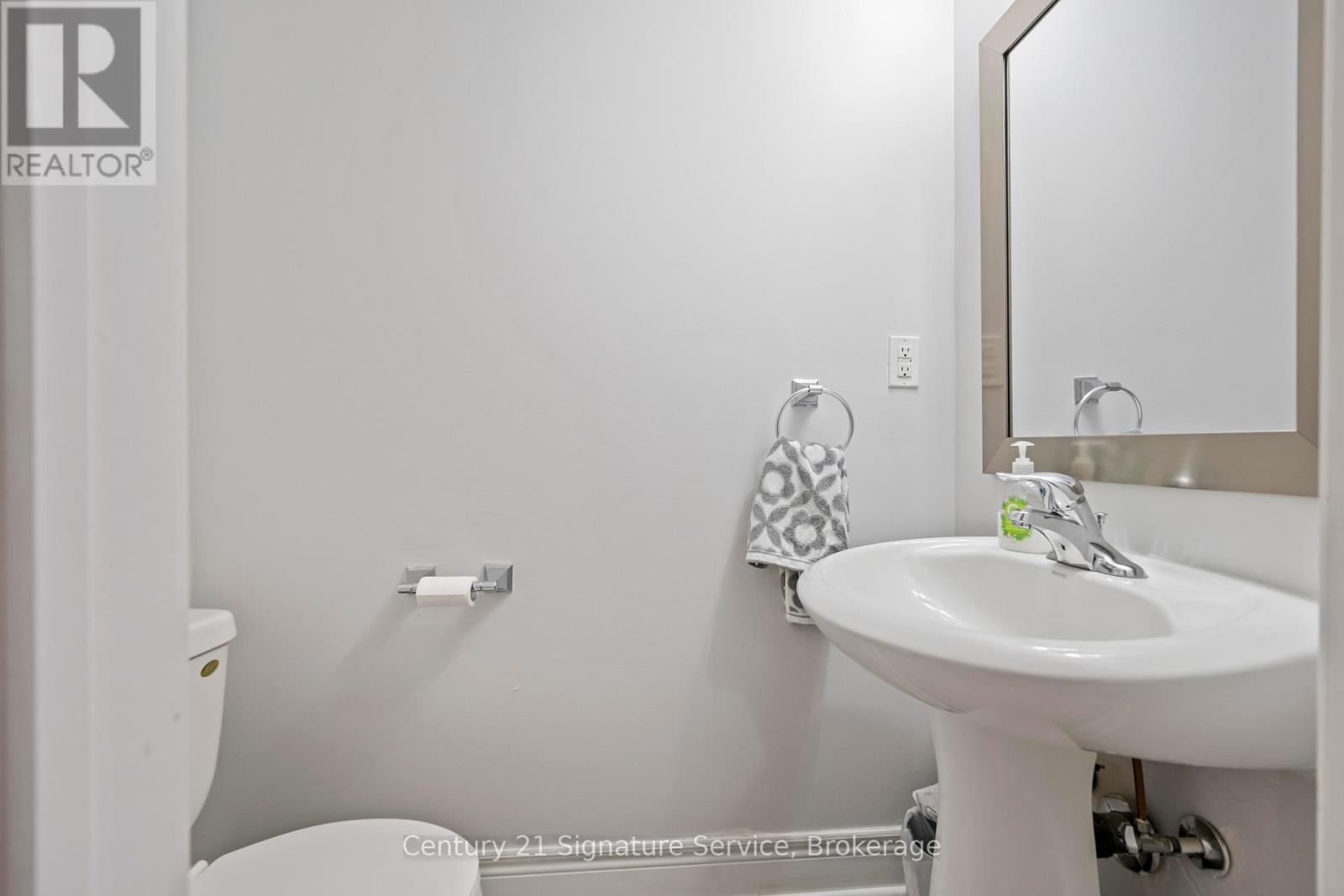 Property at 19 RUBY LANG LANE image 4