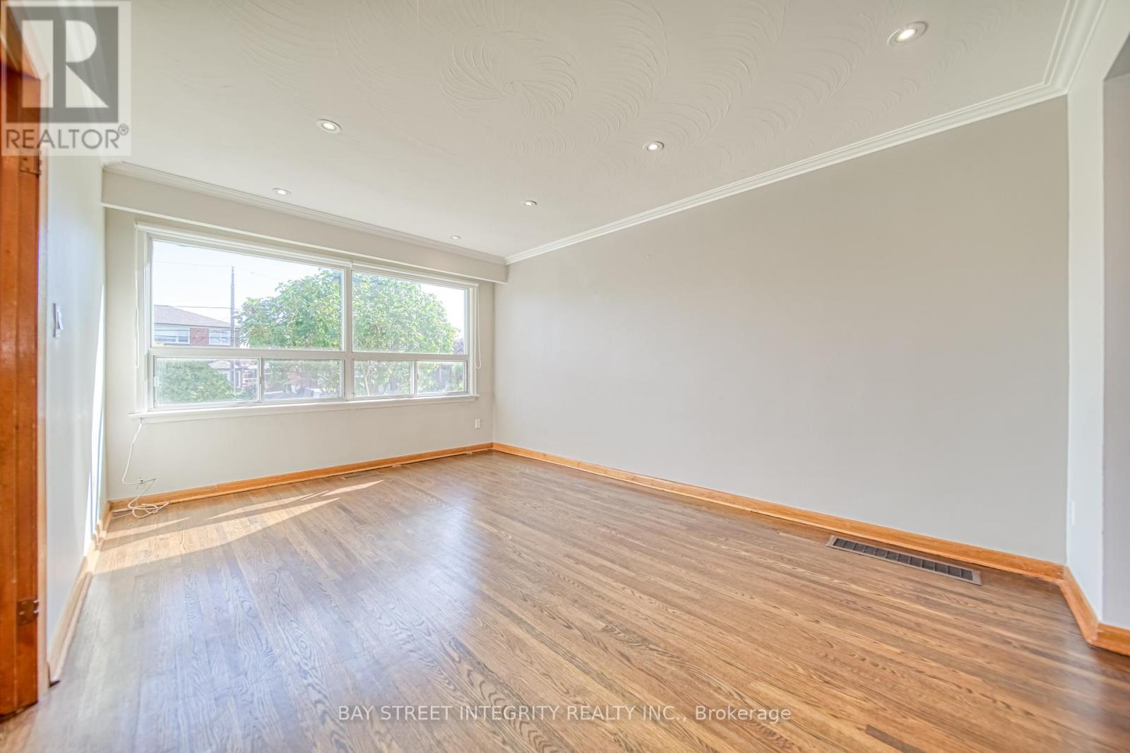Property at 12 MARTINI DRIVE image 3