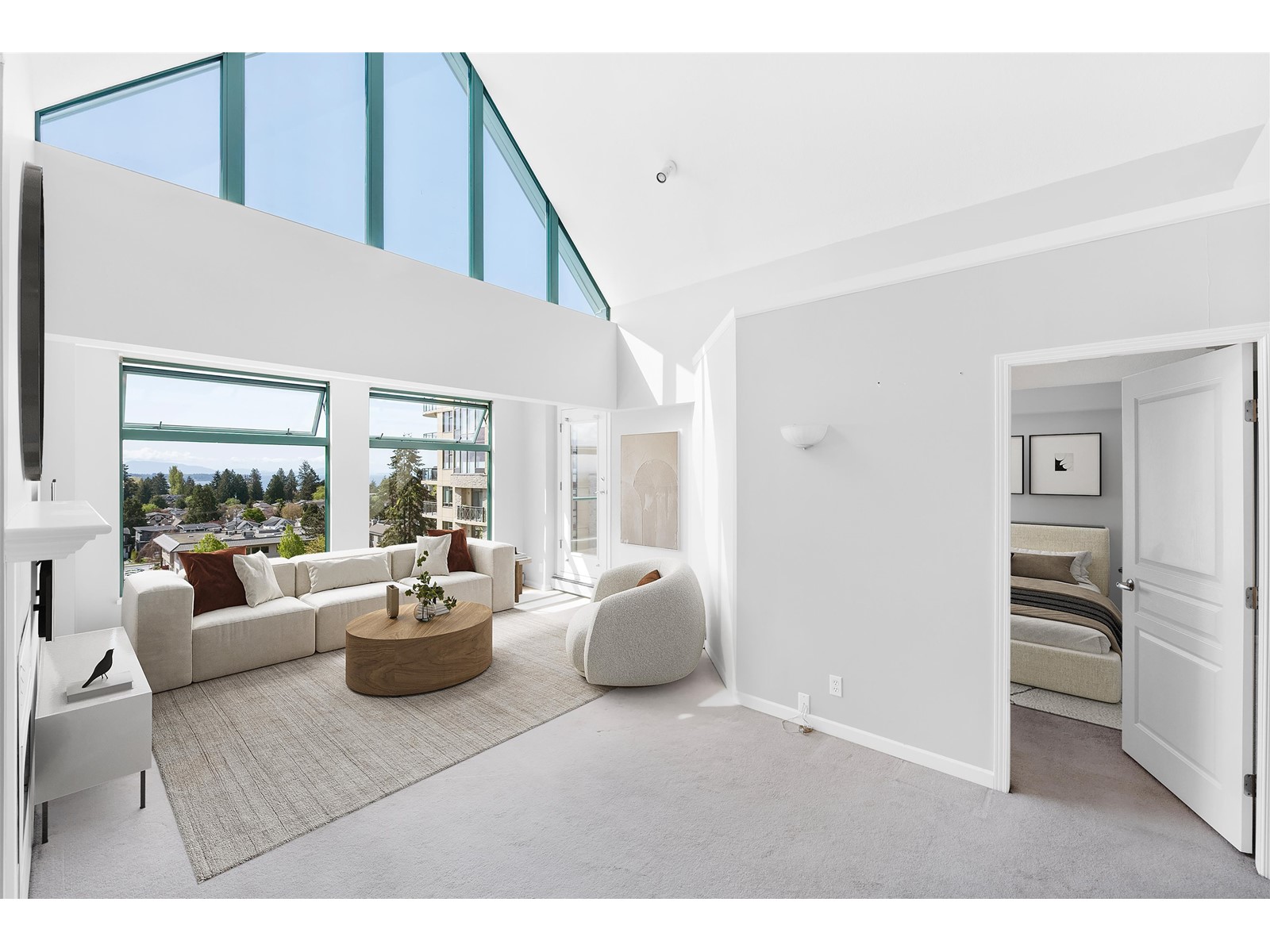 702 15466 North Bluff Road, White Rock, British Columbia  V4B 3G1 - Photo 4 - R2996599