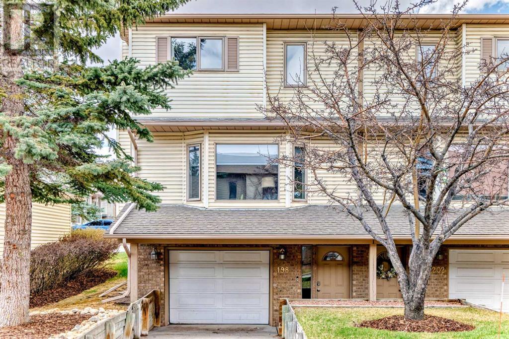 Property at 198 Patina Park SW image 1