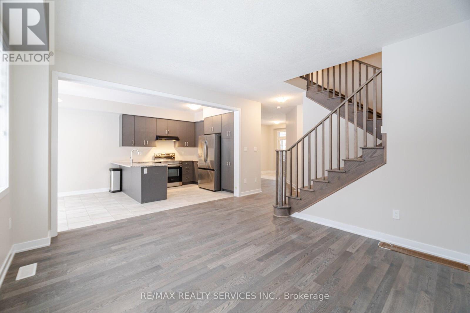292 Forks Road, Welland, Ontario  L3B 0M3 - Photo 8 - X12119100