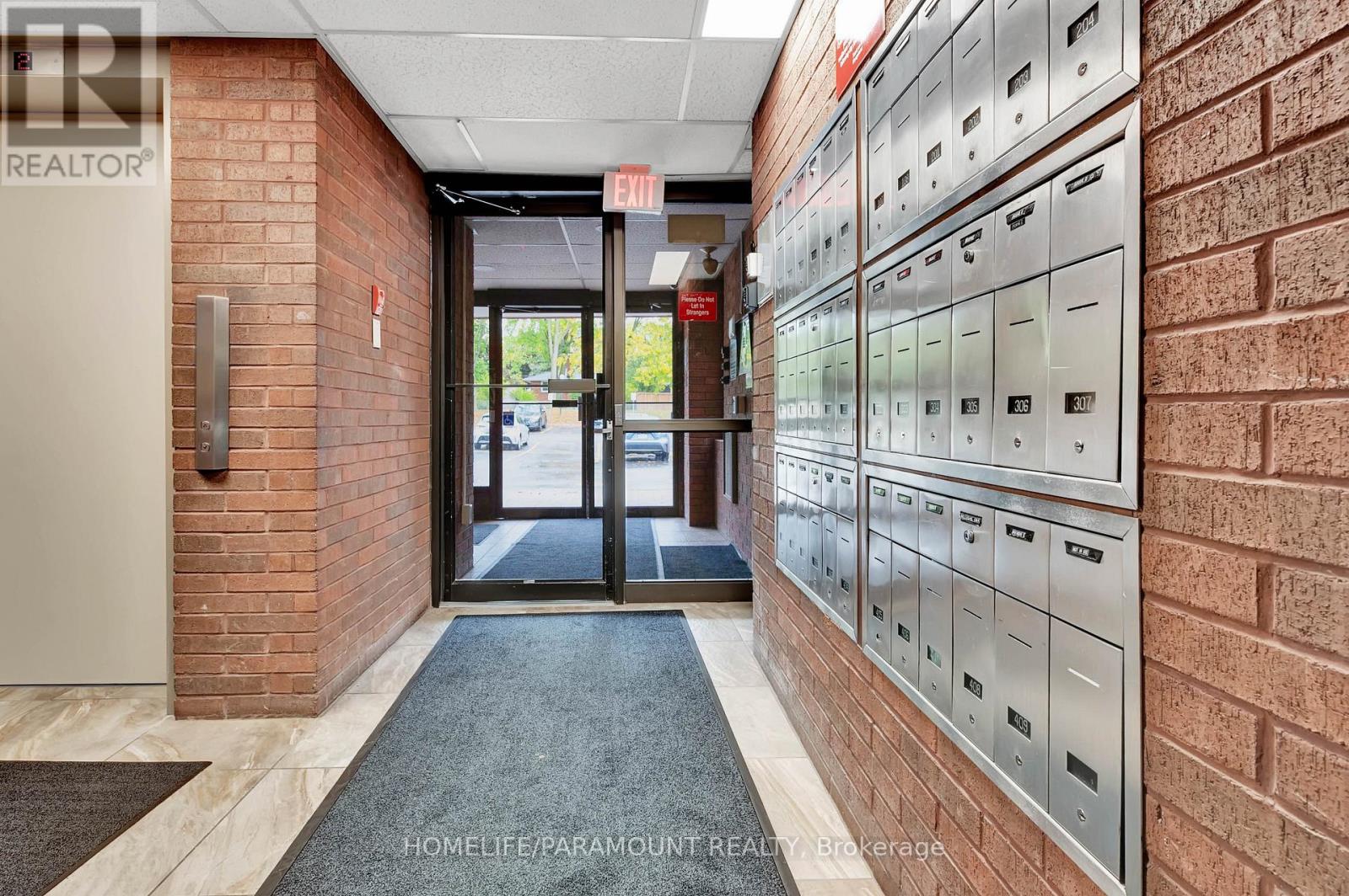 203 - 10 Ajax Street, Guelph (Junction/onward Willow), Ontario  N1H 7N6 - Photo 6 - X12119189