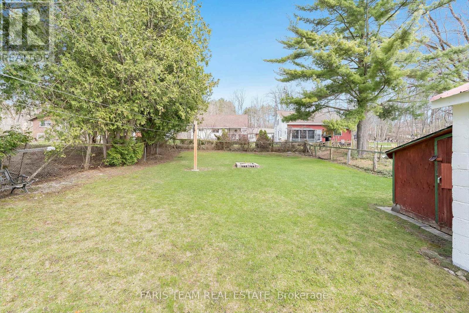598 Champlain Road, Tiny, Ontario  L9M 0C2 - Photo 22 - S12117726