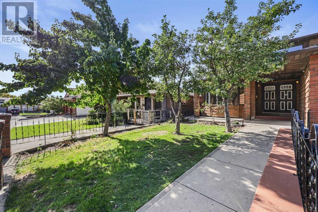 Property at 251 Maunsell Close NE image 4