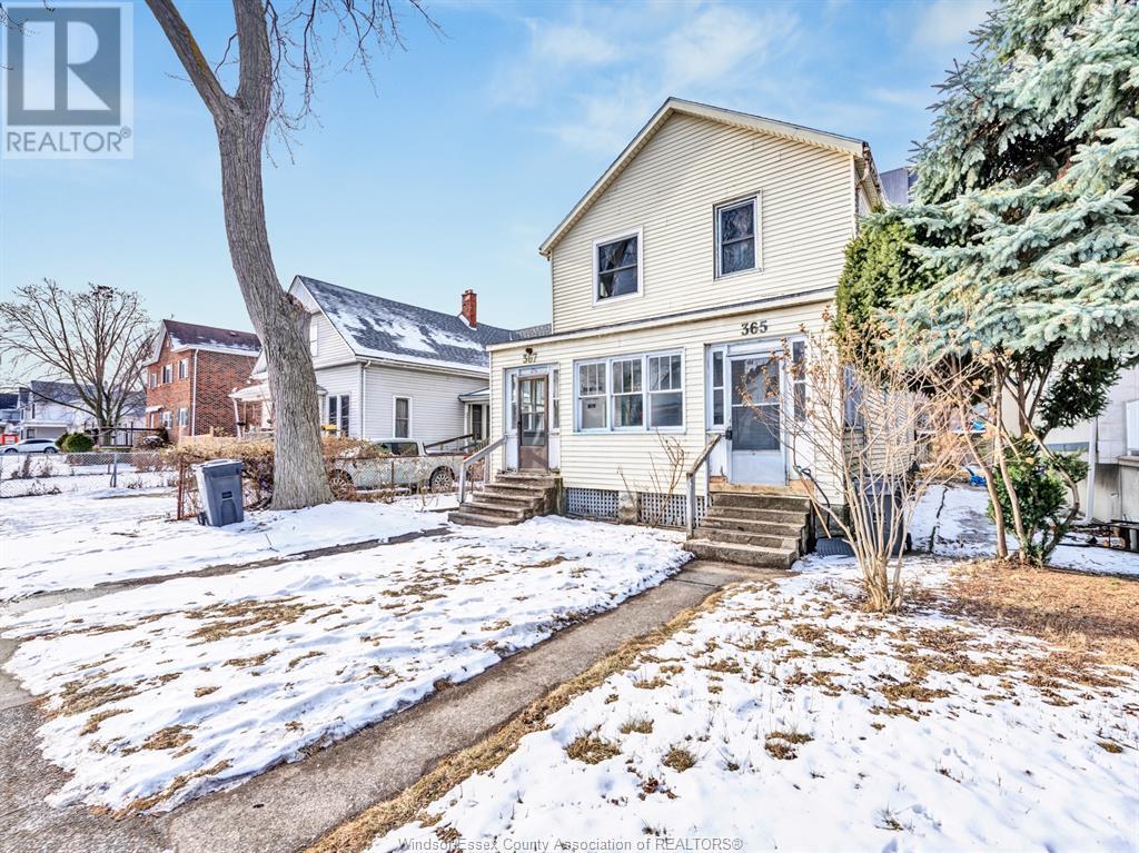 Property at 365-367 JANETTE AVENUE image 3