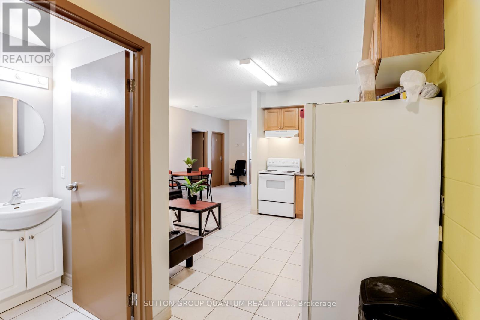 204 - 253 Lester Street, Waterloo, Ontario  N2L 3W6 - Photo 7 - X11906994