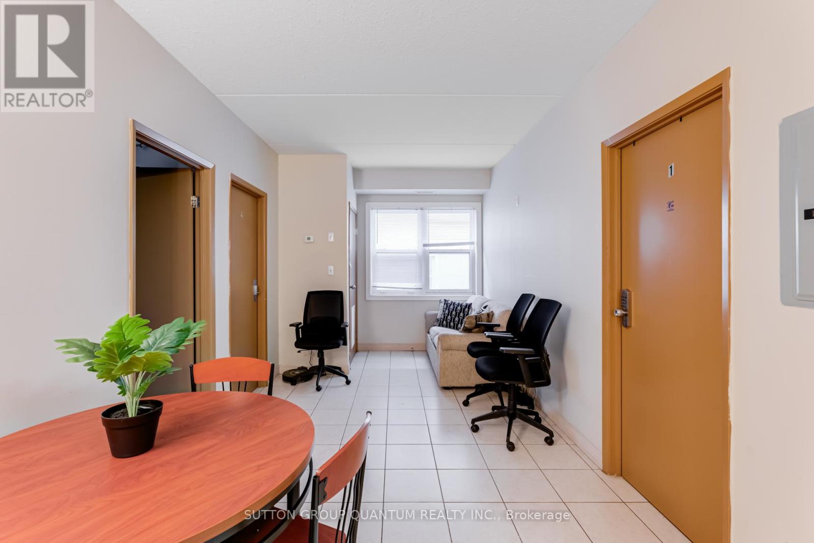 204 - 253 Lester Street, Waterloo, Ontario  N2L 3W6 - Photo 18 - X11906994