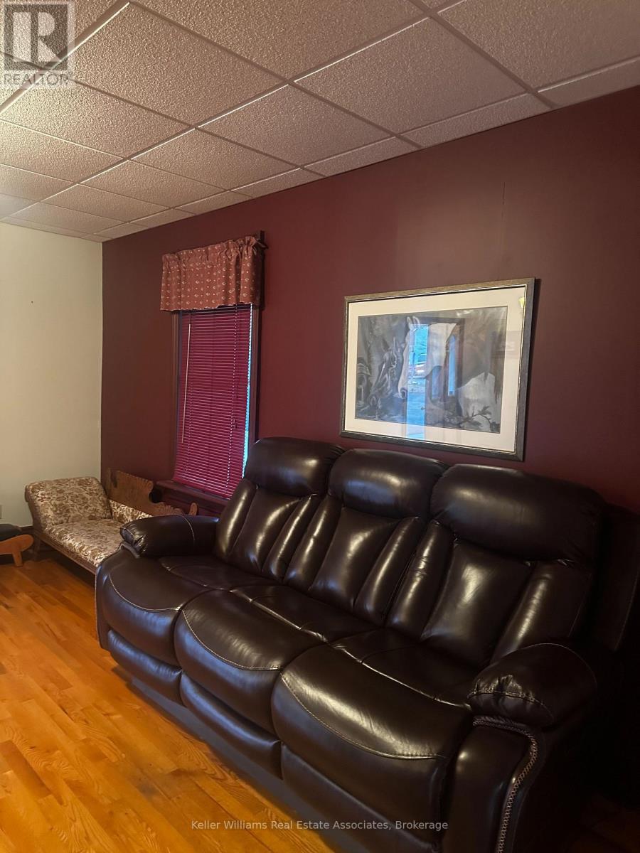 860 Muskoka Road S, Gravenhurst, Ontario  P1P 1K3 - Photo 9 - X11920332