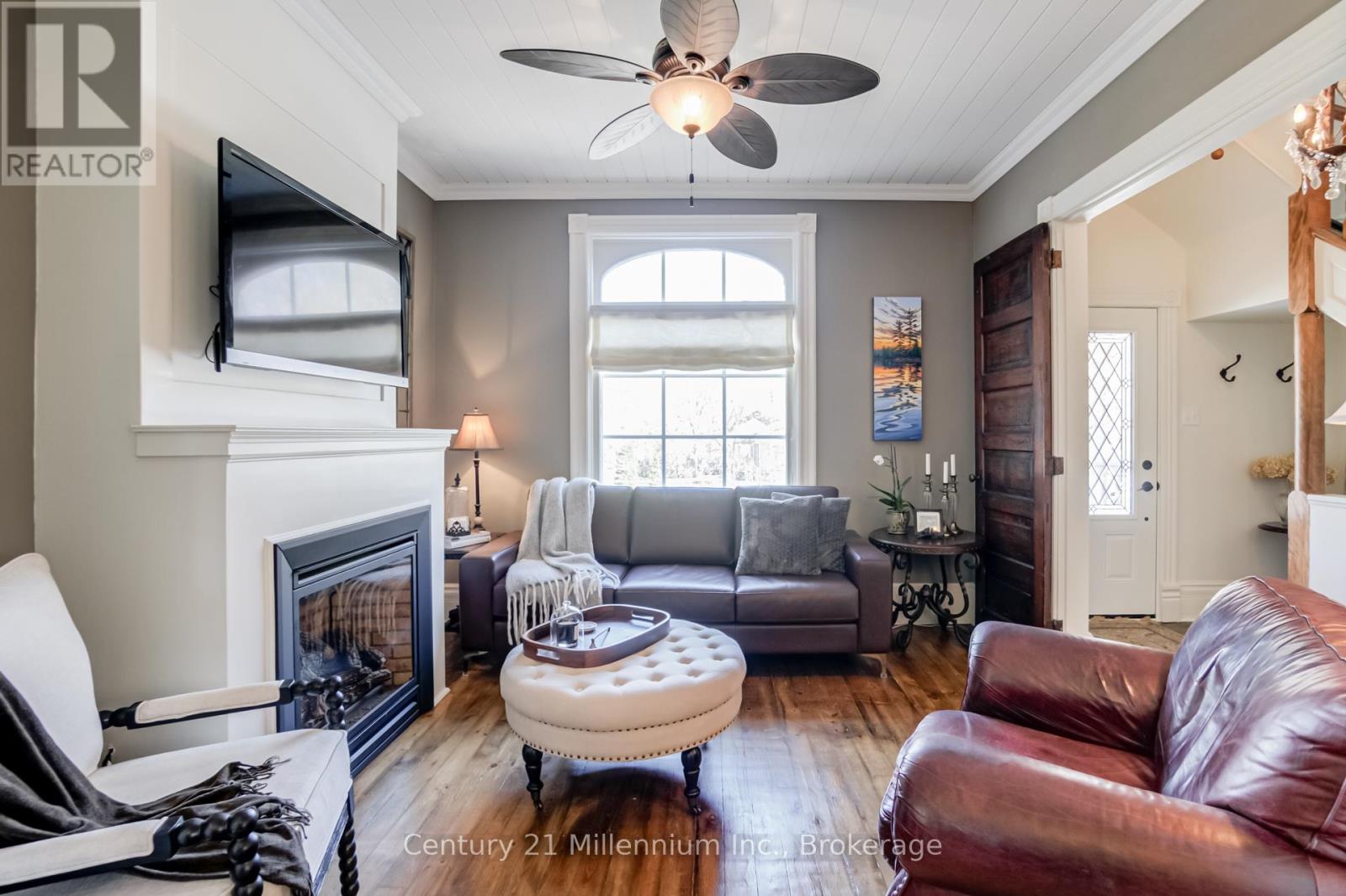439 Birch Street, Collingwood, Ontario  L9Y 2W4 - Photo 6 - S12119285