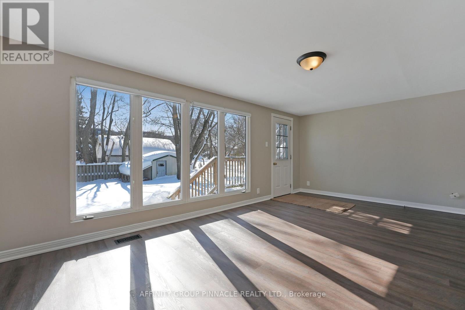 113 Durham Street W, Kawartha Lakes, Ontario K9V 2R3 - Photo 2 - X11983324