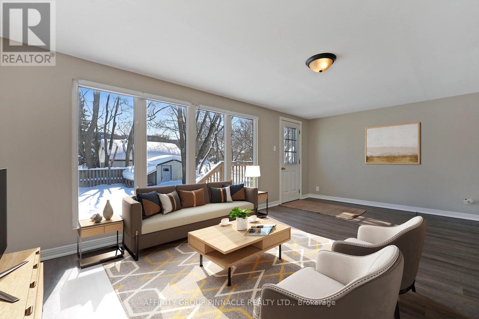 Property at 113 DURHAM STREET W image 3