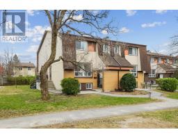 61 PIXLEY PRIVATE, Ottawa, Ontario