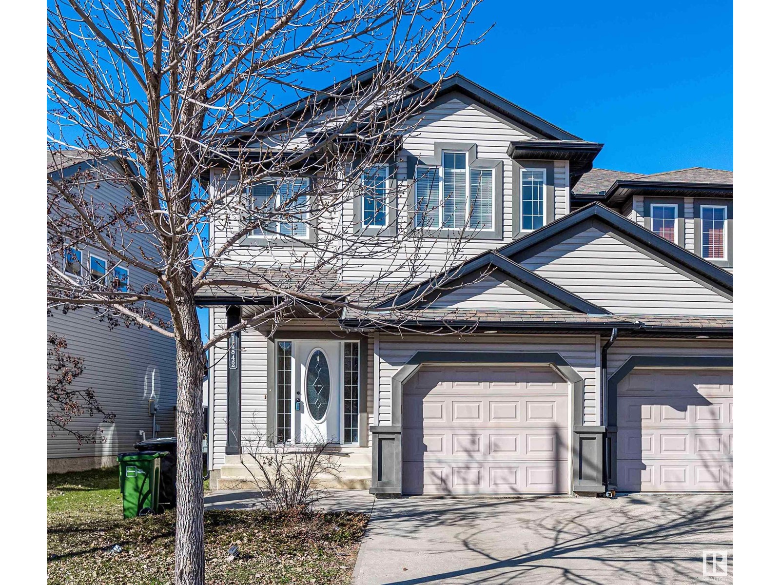 11842 21 AV SW, edmonton, Alberta