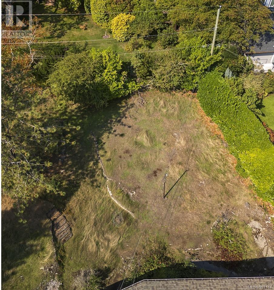 Property at 3240 Norfolk Rd image 5