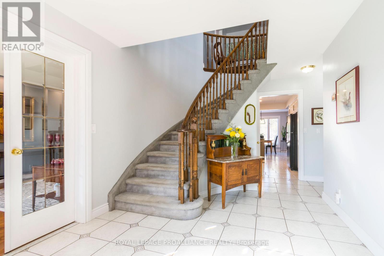 Property at 4 QUEENSBORO COURT image 5